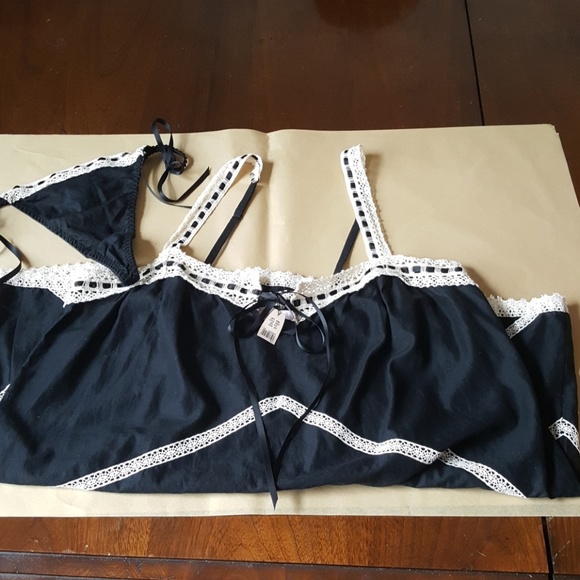 09:12 - Vintage Victoria's Secret Lingerie Set - Picture 6 of 8